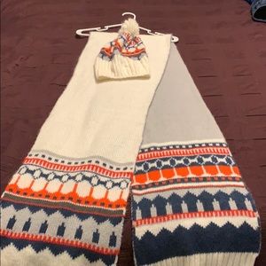 GAP Hat and Scarf Set EUC
